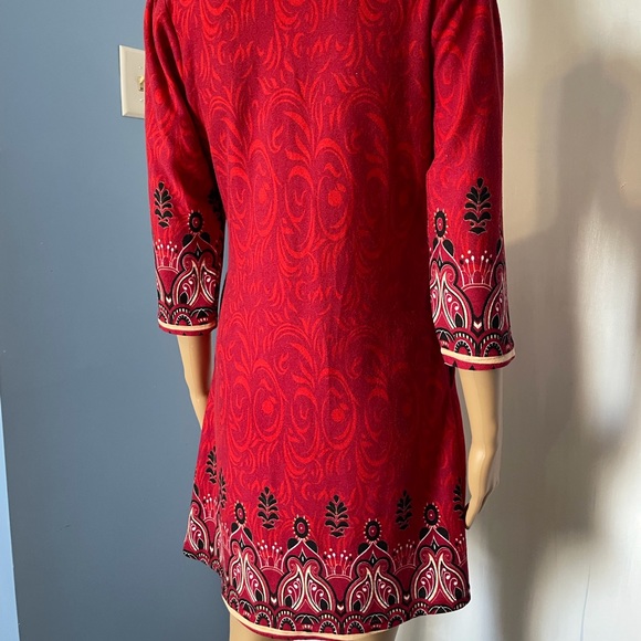 Women’s Tunic / Top, Size Medium, Red - Picture 7 of 10